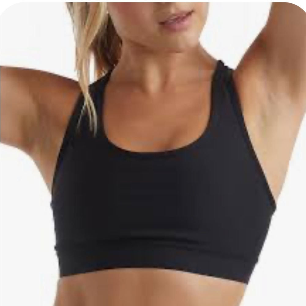 POP Fit Basic Black racerback Bralette
